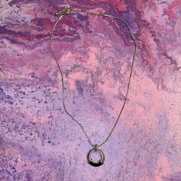 No Brand Jewelry - Silver Toned Necklace with Round Pendant Costume Jewelry